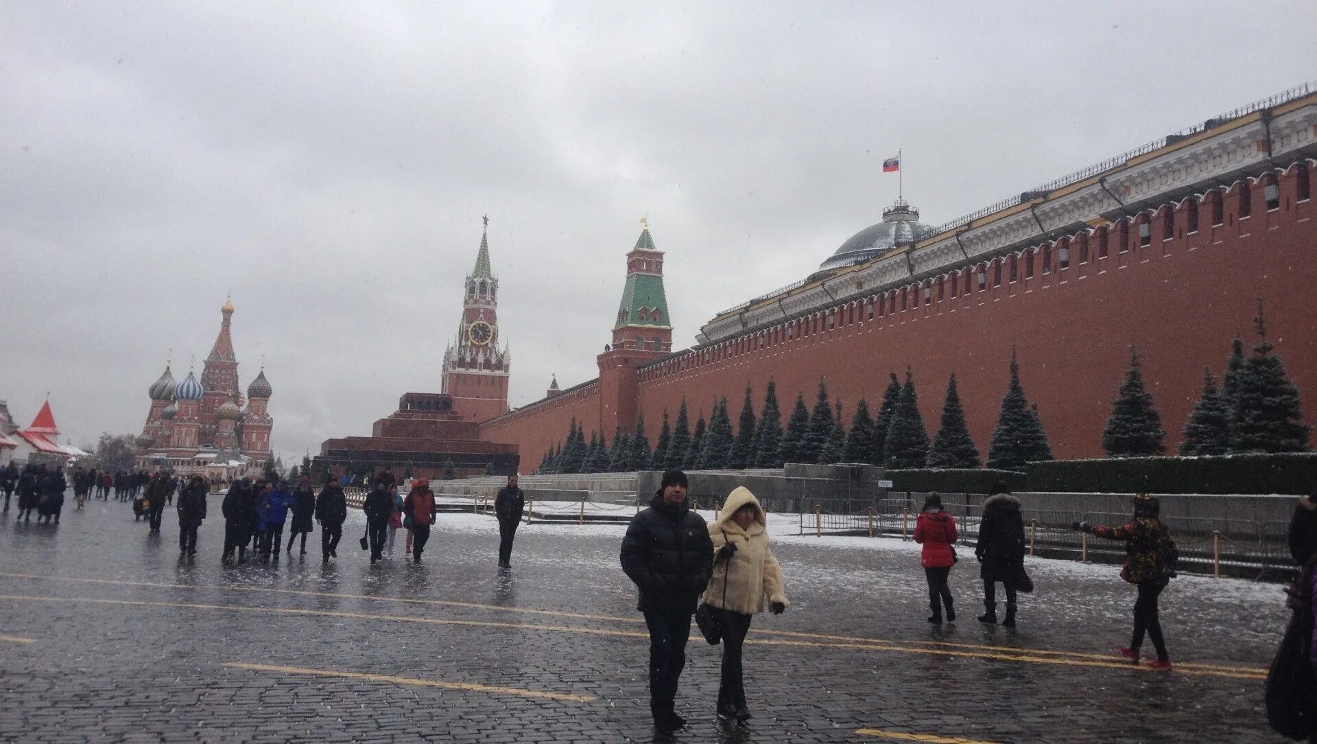 Москва в ноябре. Москва в ноябре фото. А4 переехал в Москву. Россия местный.