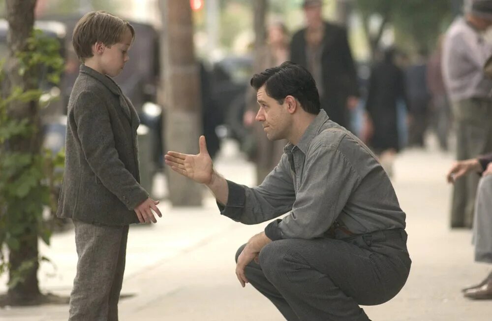 Рассел Кроу нокдаун. Нокдаун / Cinderella man (2005).