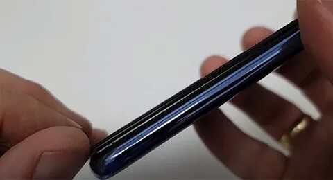 Хонор отклеился экран