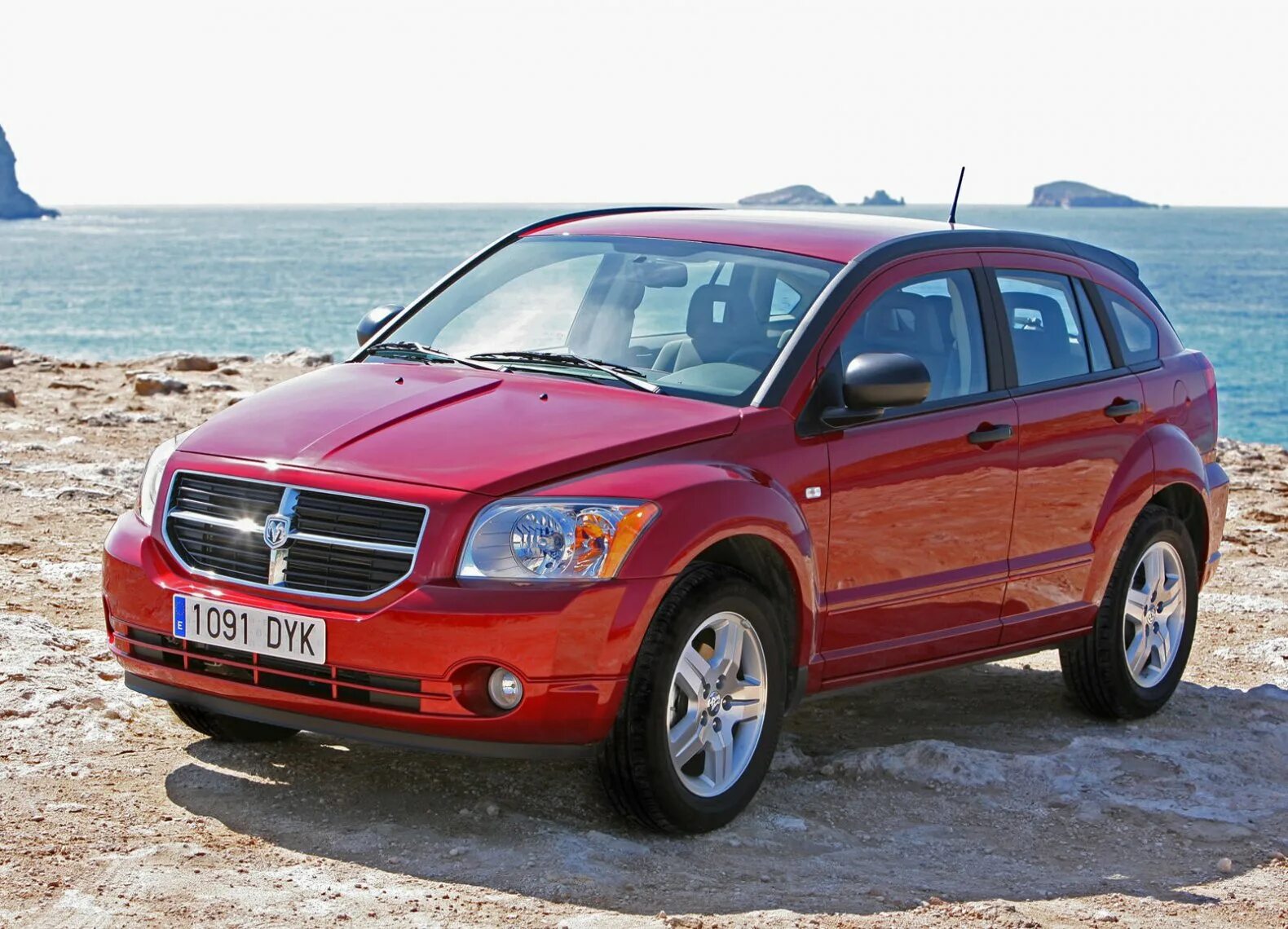 Dodge caliber купить. Додж Калибер 2007. Додж Калибер 2006. Dodge Caliber 2013. Додж Калибер 2.