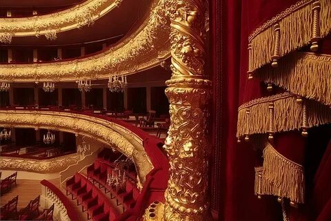 Сколько стен в большом театре