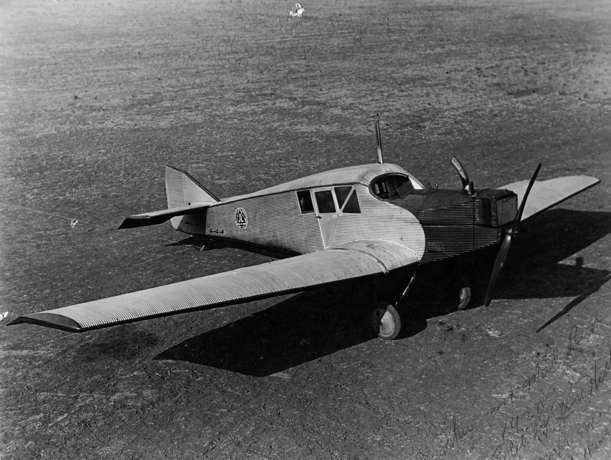 Самолет 13 купить. Юнкерс f-13. Самолёт Юнкерс ф 13. Junkers f13 Добролет. Юнкерс f-13 самолет СССР.