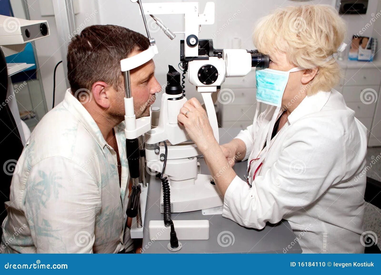 Дежурная глазные. Лаборатория зрения. Фотоу глазного доктора. Врач по глазам. Глазной врач Эстетика.
