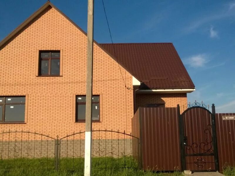 дома недорого белгородская. дом в белгороде. белгород дом 120. дома недорого белгородская. кирпичный дом 180 м2.