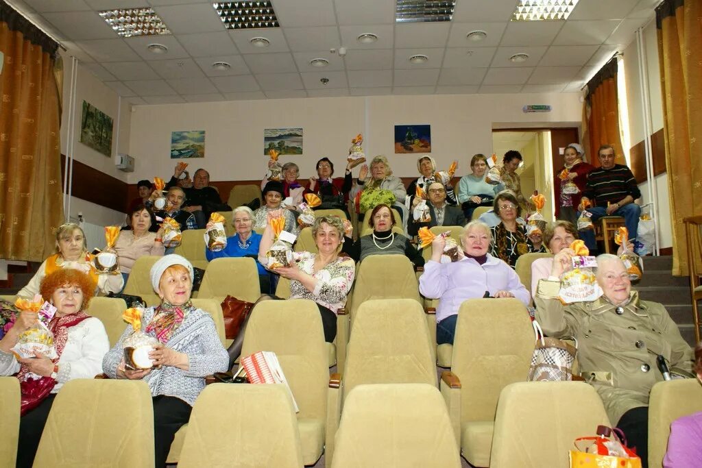 Литературная мастерская тцсо. Тцсо мещанский. Тцсо мещанский актовый зал. Тцсо мещанский актовый зал. 6.