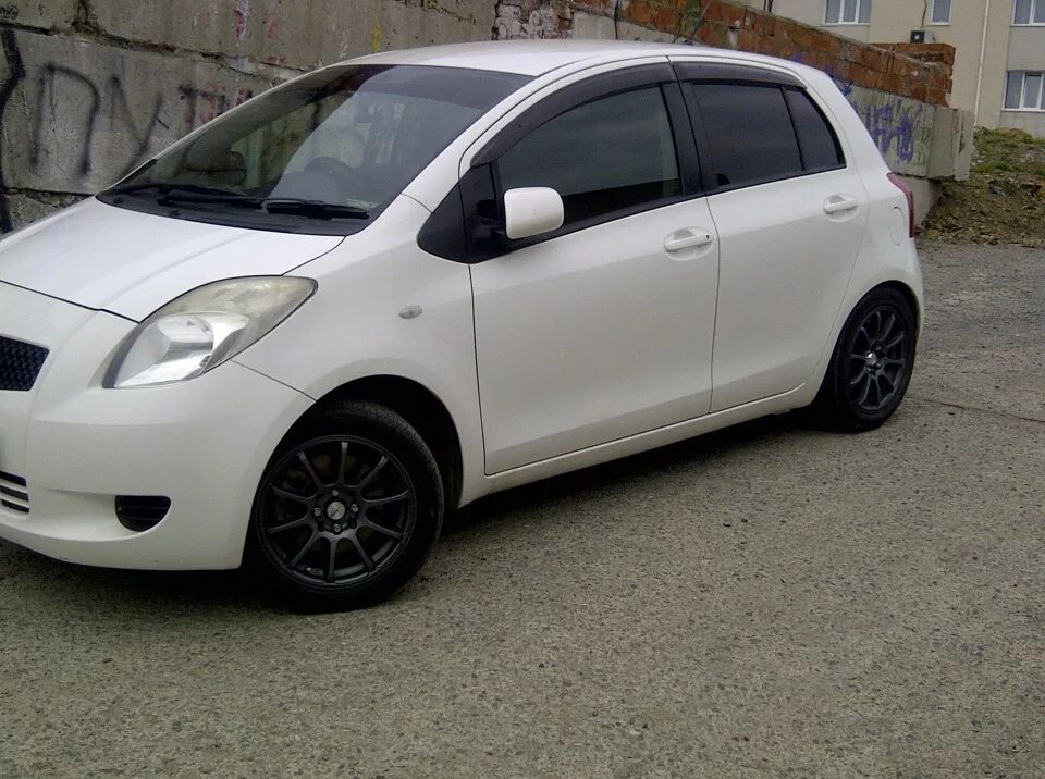 Разболтовка колёс toyota vitz 2018. Тойота ярис 1999. Разболтовка toyota vitz. Тойота витц разболтовка. Тойота витц 2005-2010.
