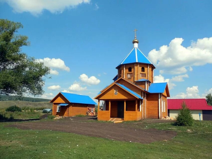 Погода кувак никольское. Старый Кувак Лениногорский район. Кувак Никольское Церковь. Село старый Кувак Лениногорского района Татарстан. Кувак-Никольское Пензенская Церковь.