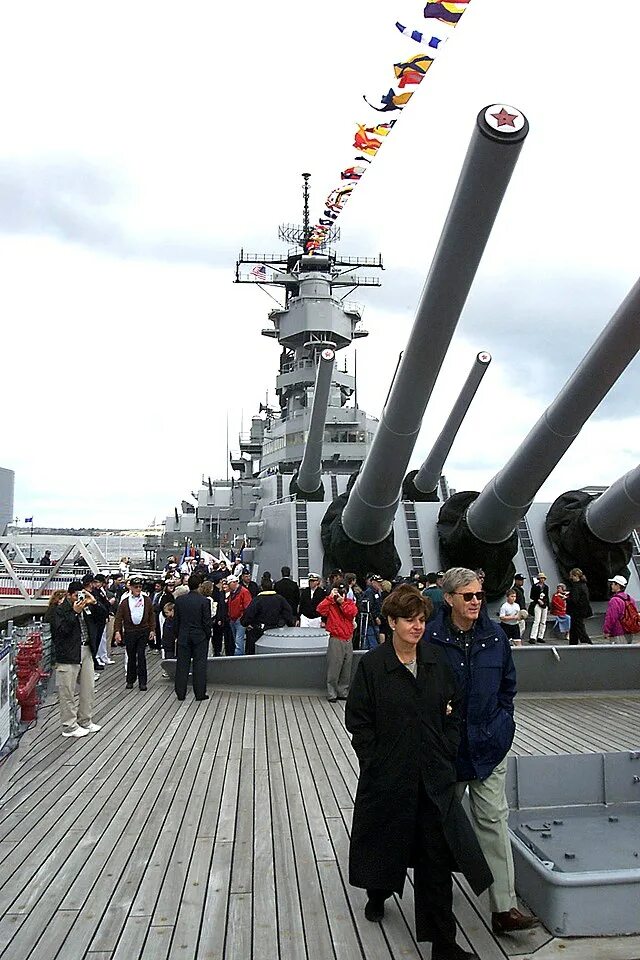 22 апр 16. ББ 64 Висконсин. USS Wisconsin Battleship BB 64. Линкор Висконсин музей. BB-64.