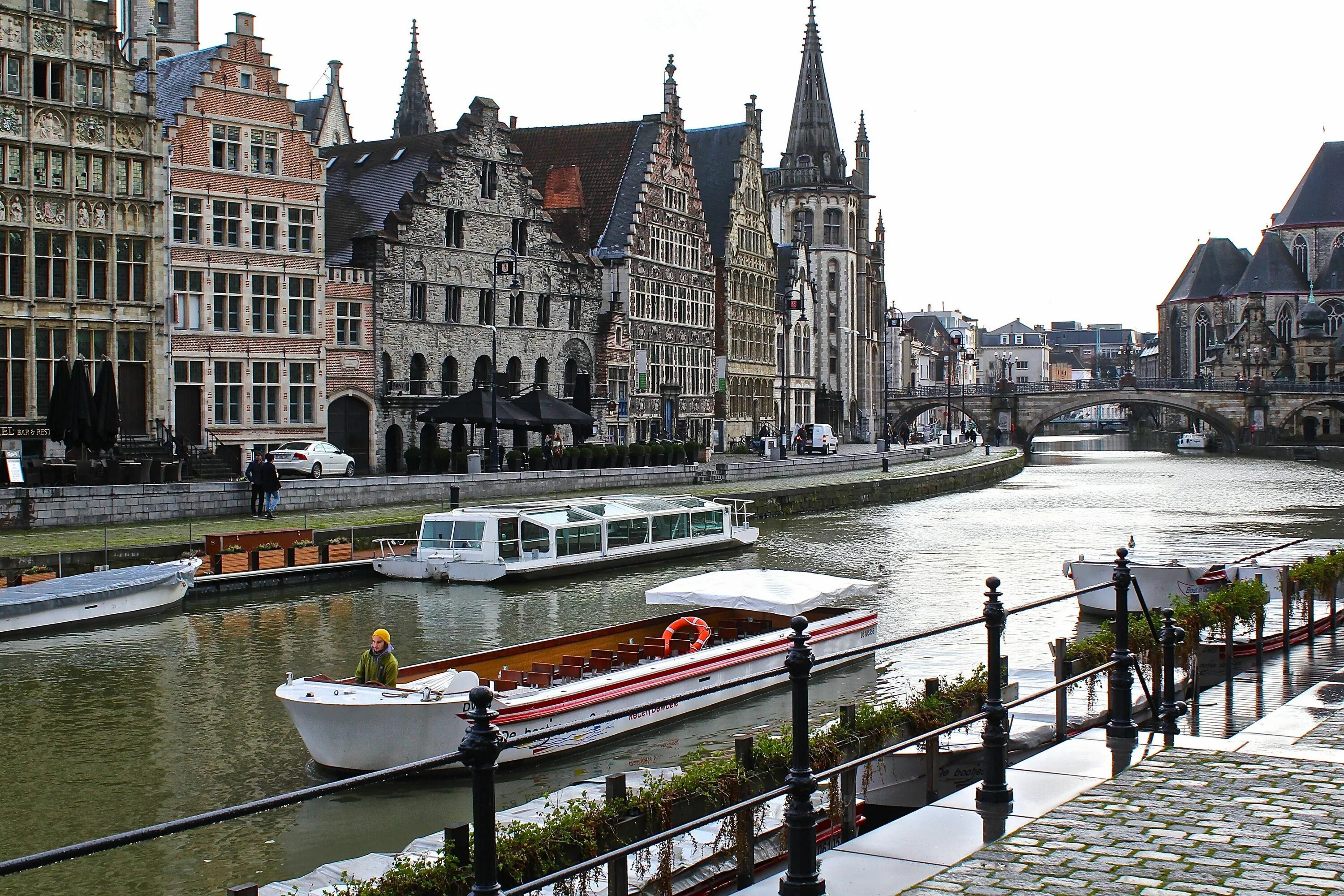 В европе а именно в. Порт Гент Бельгия. Красивые города Европы. Самые красивые города Европы. Города Западной Европы.