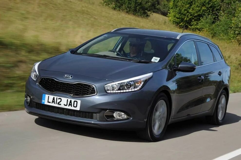 Сид называется. Kia Ceed 2012. Kia Ceed 2012-2018. Kia Ceed SW 2015. Kia Ceed SW 2012.