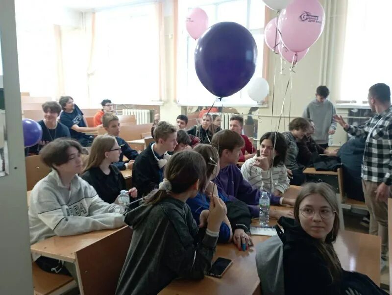 Школа 2123 им мигеля. Школа 2123 им мигеля. Школа no 2123 имени мигеля эрнандеса. Учителя школы 2123 мигеля эрнандеса. Школа номер 2123 имени мигеля эрнандеса.