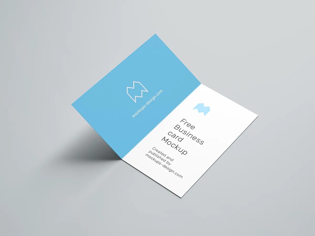 Mock up визитная карточка. Folded Card Mockup. Мокап Business Card. Flayer vizitki mouckup. Визитка в мм