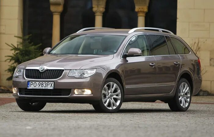 Школа Суперб 2008 универсал. Skoda Superb 2008 универсал. Шкода Суперб универсал 2008. Skoda Суперб 2008. Шкода универсал 2008