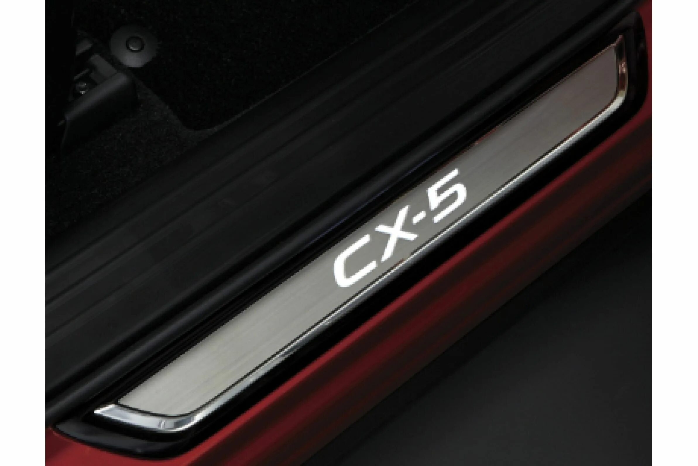 Накладка на пятую дверь. Накладки на пороги Мазда сх5 2019. Mazda CX 5 пороги с подсветкой. Накладки на пороги Mazda CX-5 2017. Накладки на пороги Mazda CX-5.