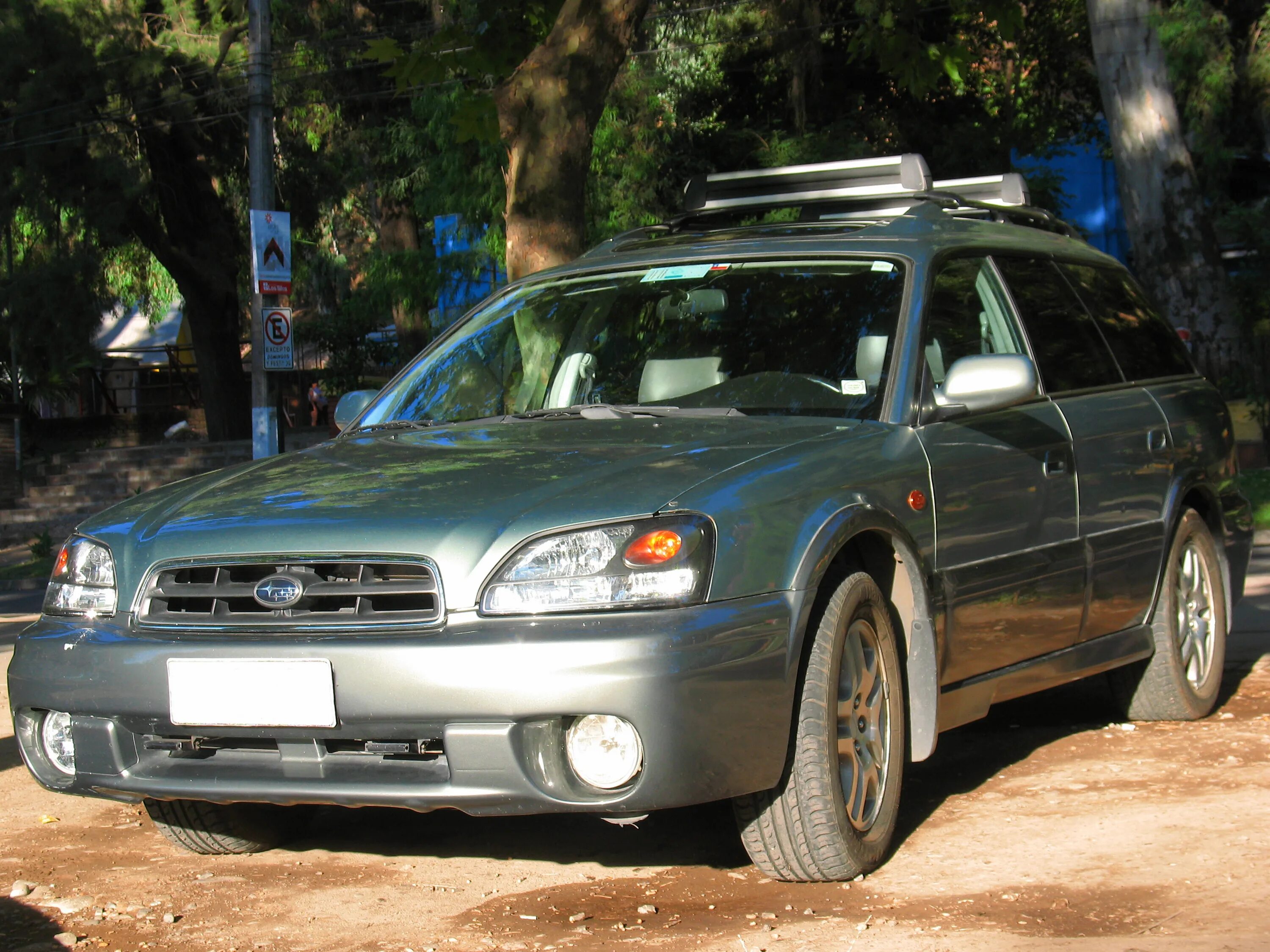 Субару аутбек задний купить. Subaru Legacy Outback 2002. Subaru Outback bh9. Subaru Legacy Outback 2. Субару Аутбек 2002 2.5.