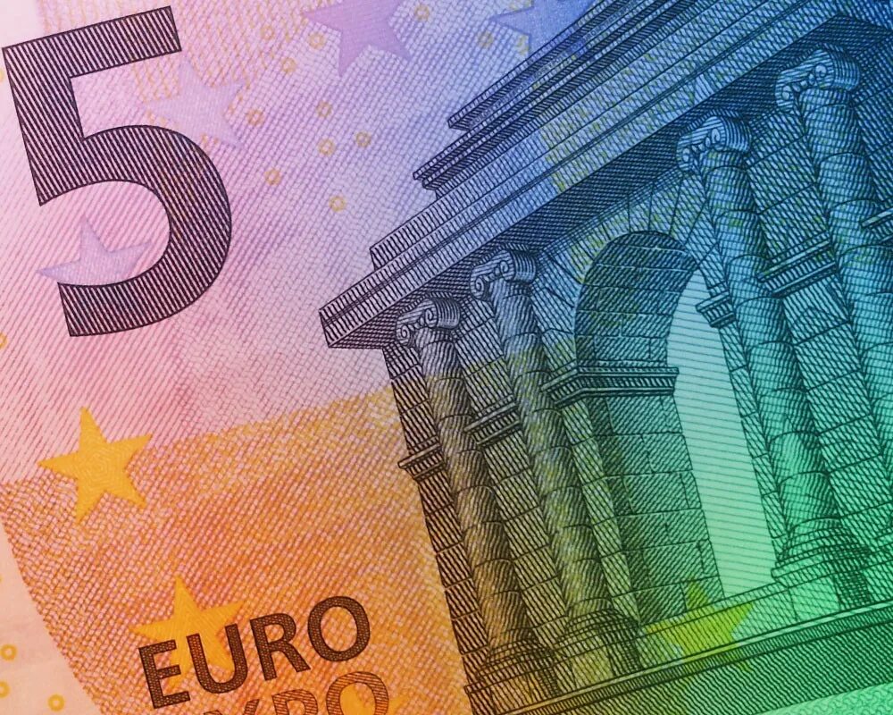 Евро. 1 Евро. 1 Евро в рублях. 45 Евро.