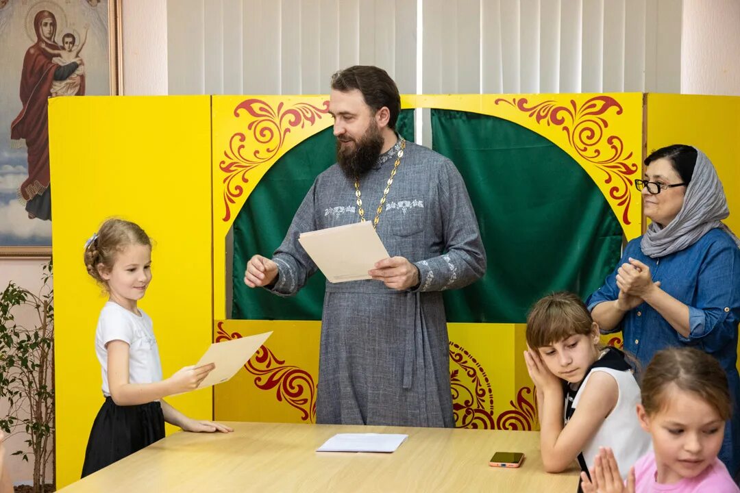 воскресная школа при спасо парголовском храме. воскресная школа при спасо парголовском храме. модель детской воскресной школы. воскресная школа спасо-парголовского храма. воскресная школа радость.