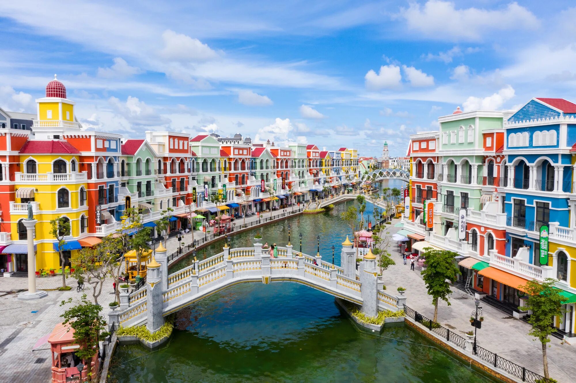 Фукуок grand world. Wyndham garden grand world phu quoc 4*. Фукуок венеция. Grand world phu quoc. Маленькая венеция фукуок.