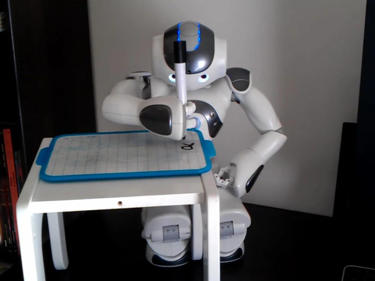 Robots can be used for. Robots doing homework. роботы сделанные 7ми классниками. writing robot.