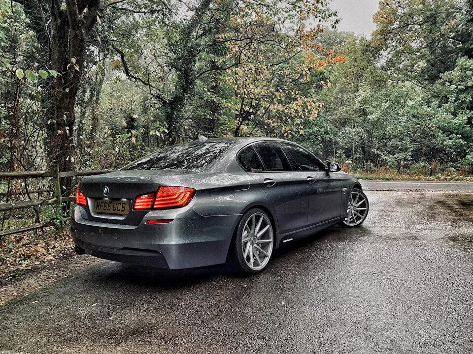 Bmw 5 series f10. BMW 5 f10. BMW 5 f10 2015. БМВ ф10 528.