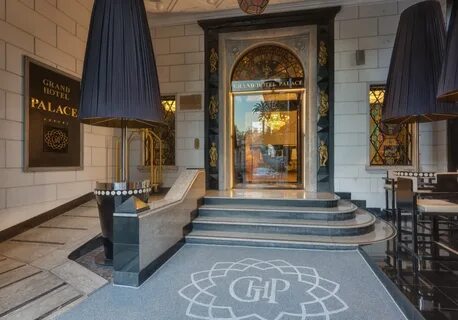 Отель grand palace