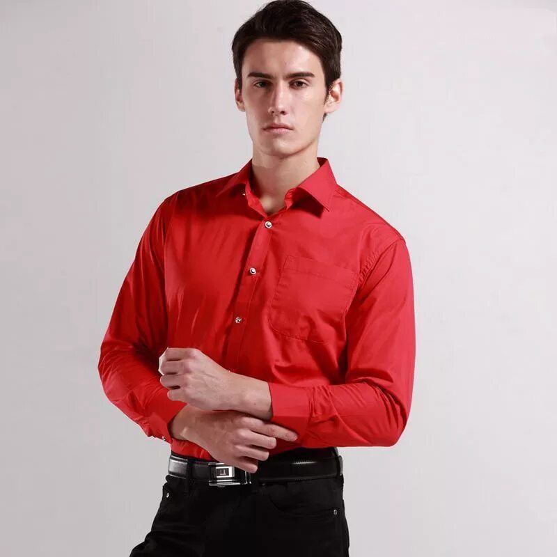 Красная рубашка текст. Парень в красной рубашке. Красная рубашка. Классные рубашки для мужчин. Красная рубаха мужская.