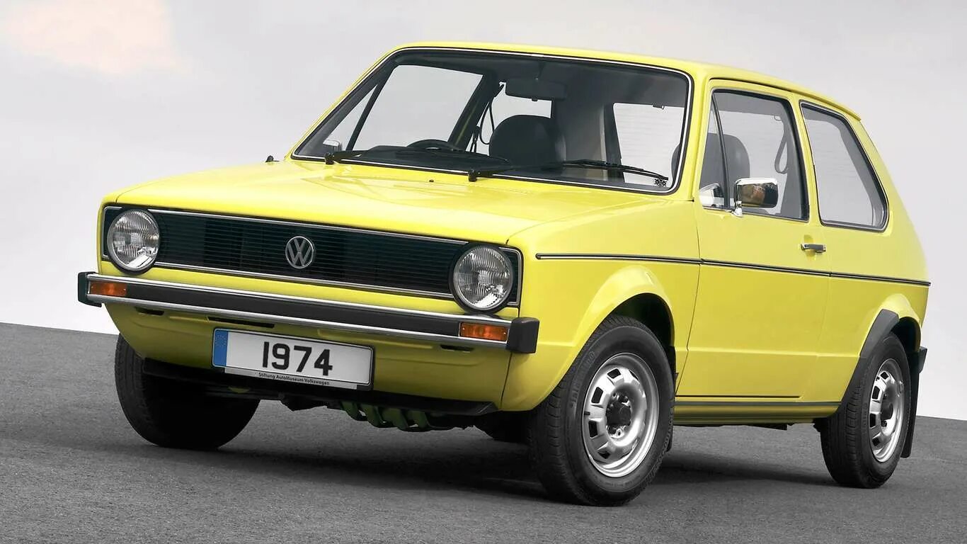 1 автомобиль фольксваген. Volkswagen Golf i. VW Golf mk1. VW Golf i 1974. Volkswagen Golf 1974 года.