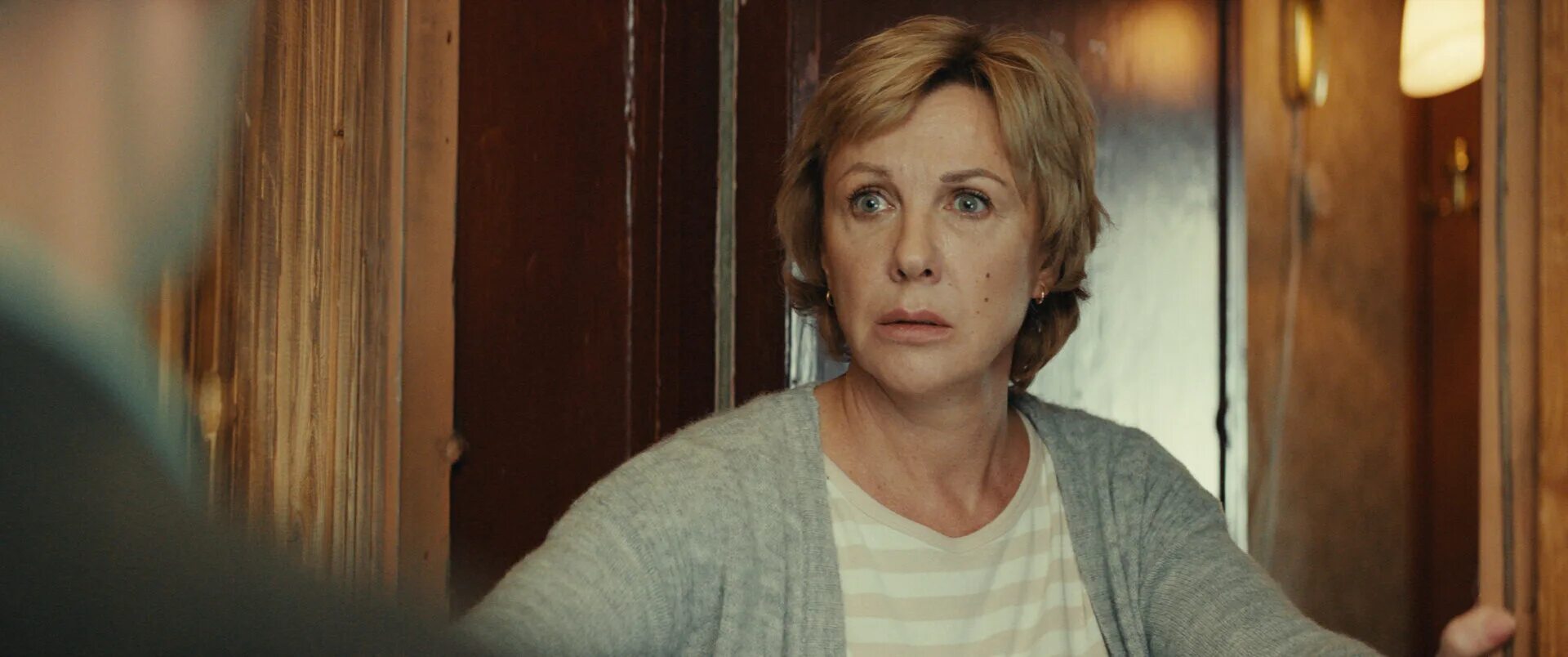 роли елены яковлевой. фильм далекие близкие елена яковлева. елена яковлева 2022. яковлева актриса каменская. елена яковлева 1990.