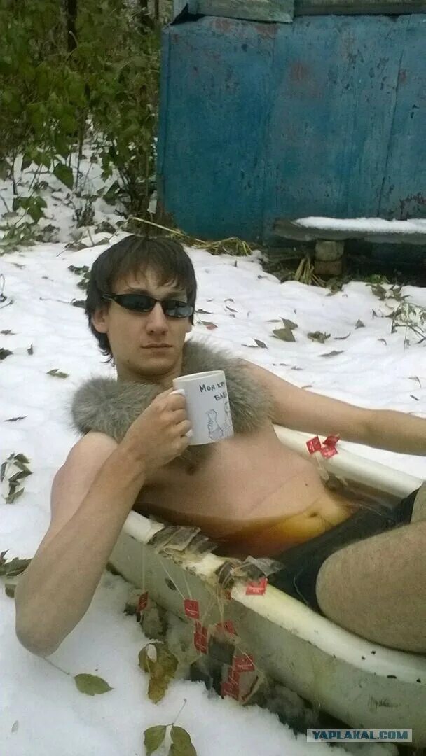 друзья придурки. придурки в социальных сетях.