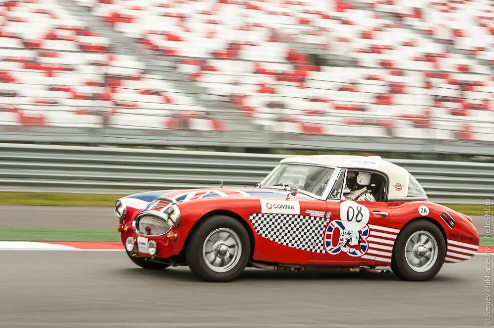 ретро гоночные машины. мерседес f1 1930. гонки на ретро автомобилях. ретро автомобили гонка. ретро автомобили гонка.