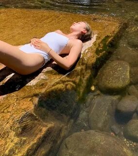 Genevieve hannelius hot
