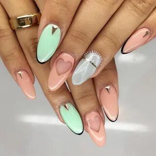 Маникюр френч лето миндаль