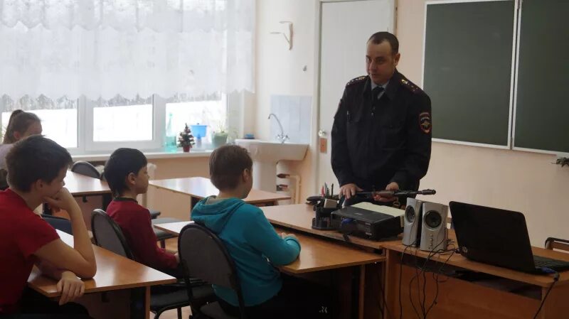 Сотрудники полиции г Озеры. ОВД Г Озеры Московской области. Начальник Озерского отдела полиции. Сотрудники милиции Озеры. Суд в озерах