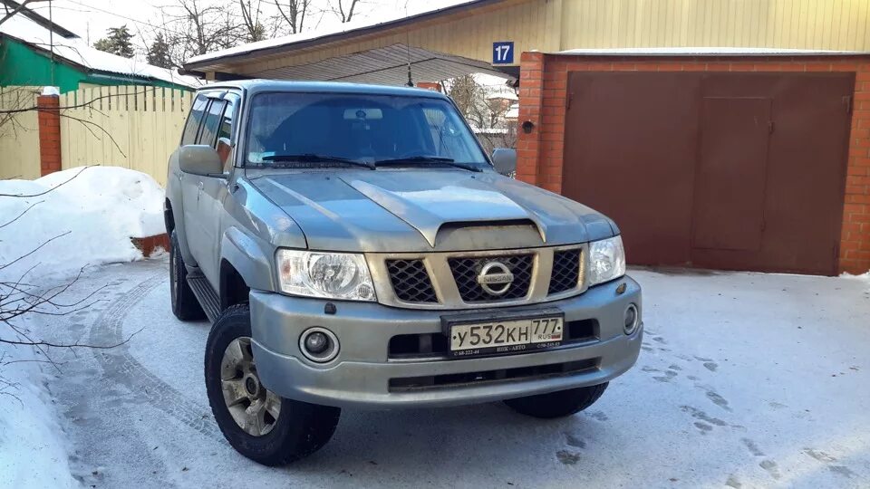 Nissan Patrol 2007. Ноздря на Nissan Patrol y61. Капот Ниссан Патрол y61. Ноздря на капот на Nissan Patrol y61. Ниссан патрол капот