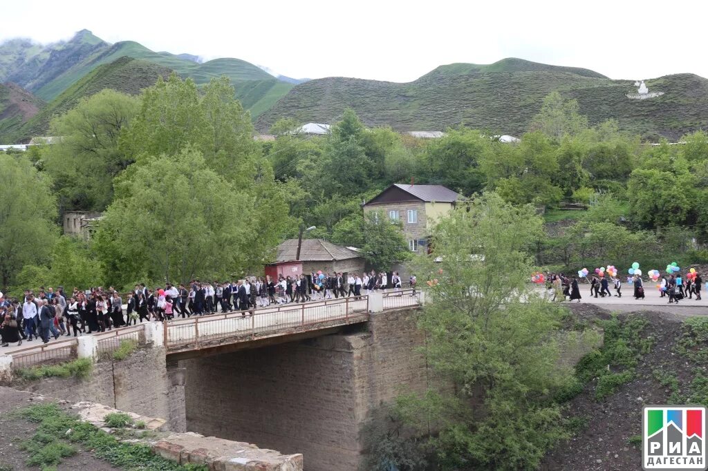 Погода шарой. Село кабир Дагестан. Село кабир Курахский район. Село Гельхен Курахский район. Село кабир Курахский район школа.