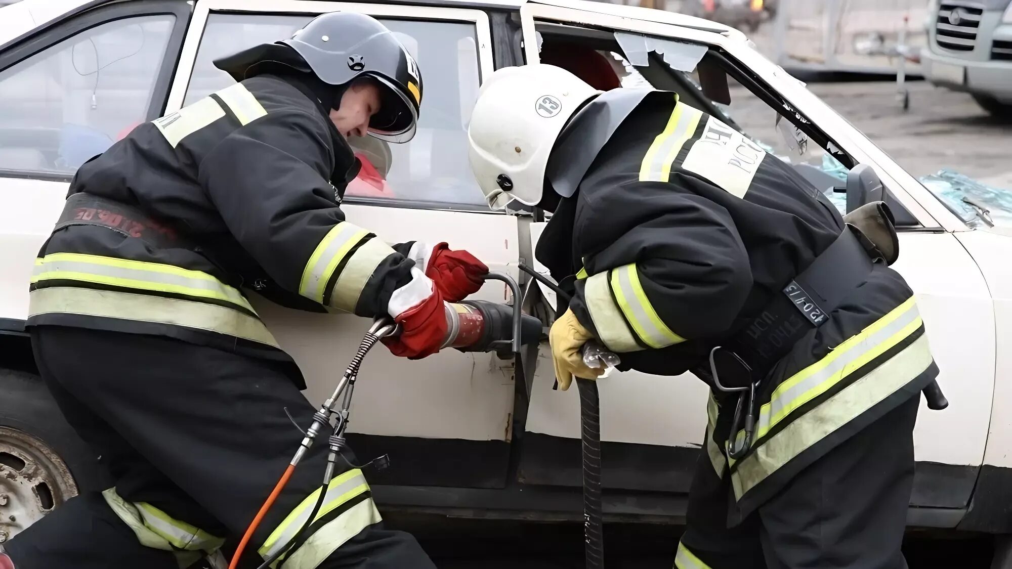 После устранения аварии. Деблокирование пострадавших при ДТП. Аварийно-спасательные работы.