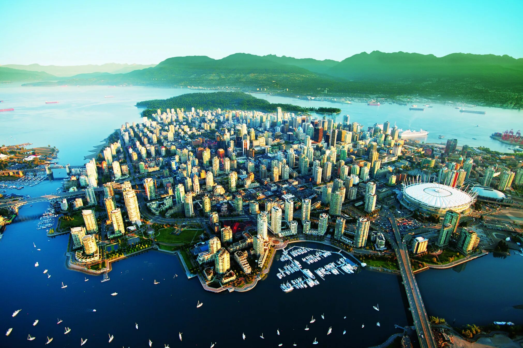 Климат городов канады. Ванкувер Канада. Ванкувер Канада достопримечательности. Канада сверху. Ванкувер фото города.