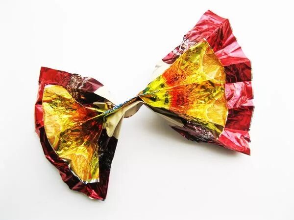 бантики из фантиков. сосательные конфеты.