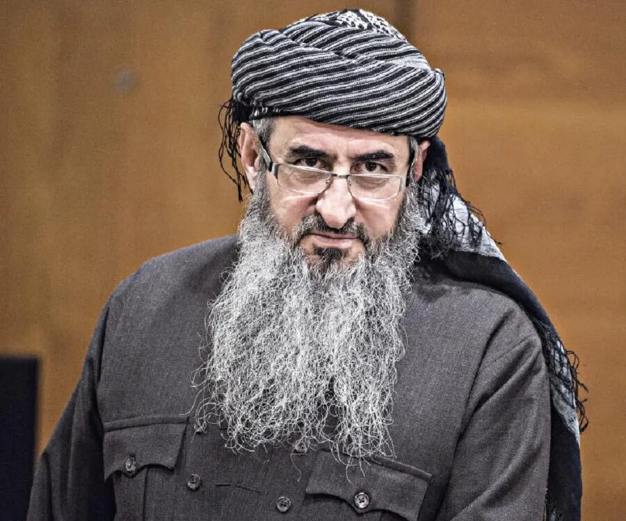 Тахир мулла пролетарская. Барадар талибан. Мулла в мечети. Что такое мулла. Мула мусульмане.