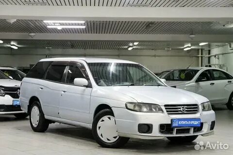 Nissan w11