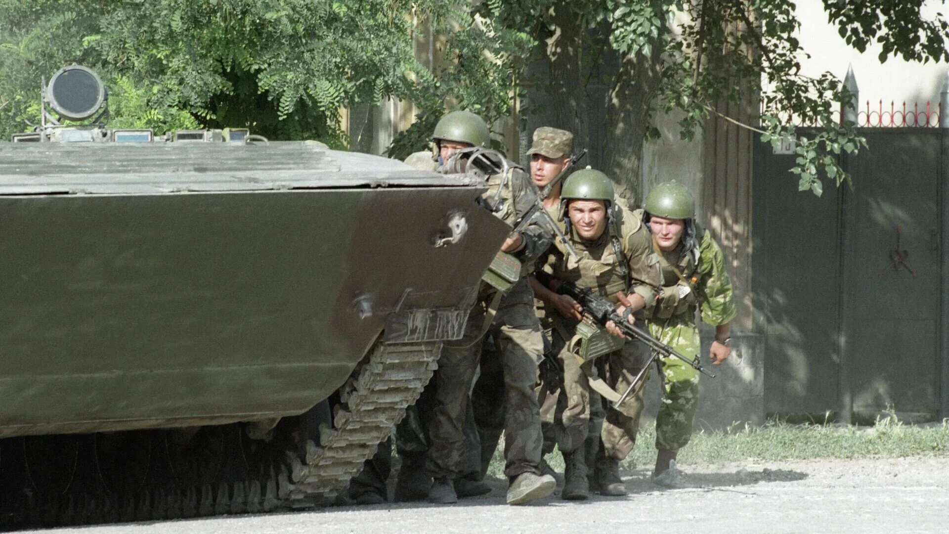 Буденновск 1995 больница захват. Буденновск Альфа спецназ 1995. Штурм больницы в Буденновске 1995.