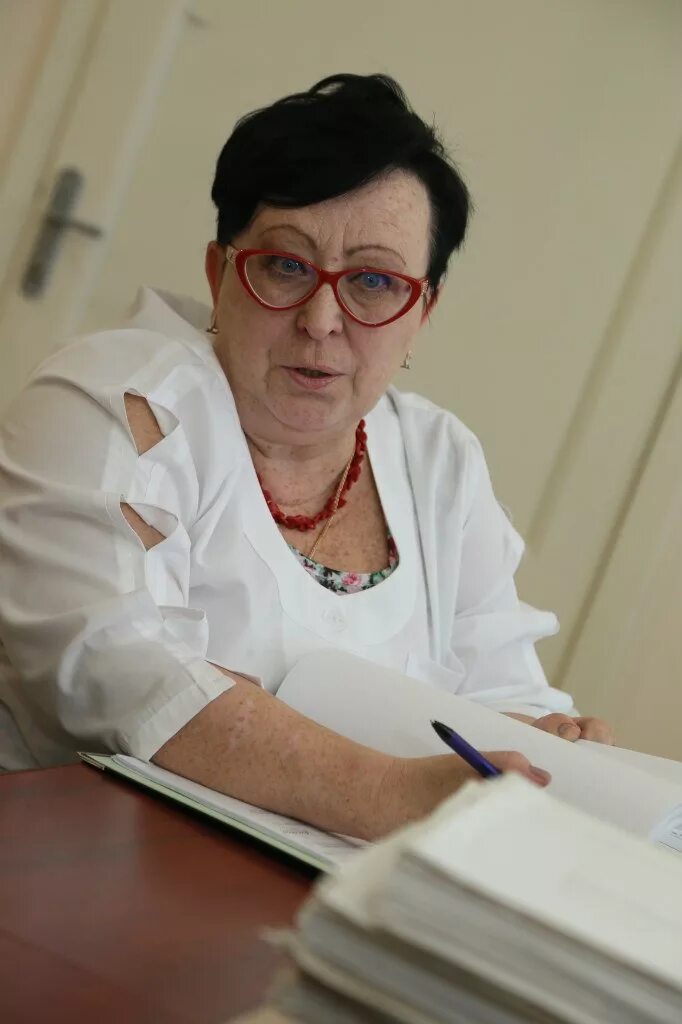Гл врач поликлиники. Гл врач поликлиники