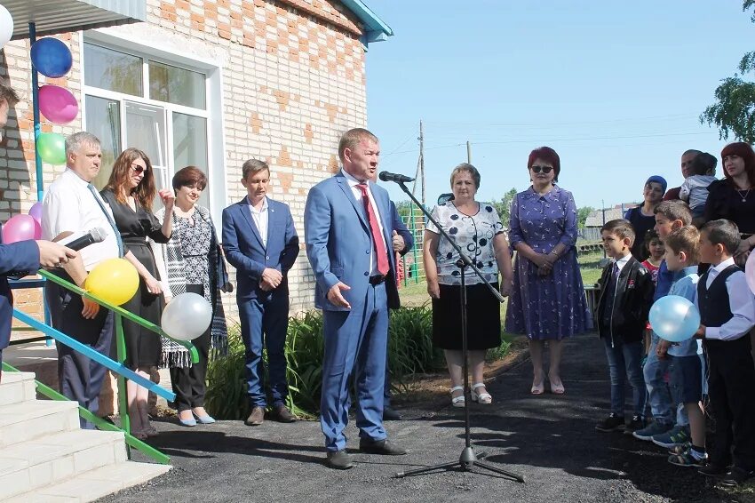 Новости бузулукского района сегодня. Село Елховка Бузулукский район. Село Елховка Бузулукский район Оренбургская область. Село Могутово,Бузулукский район,. Администрация МО Бузулукский район.