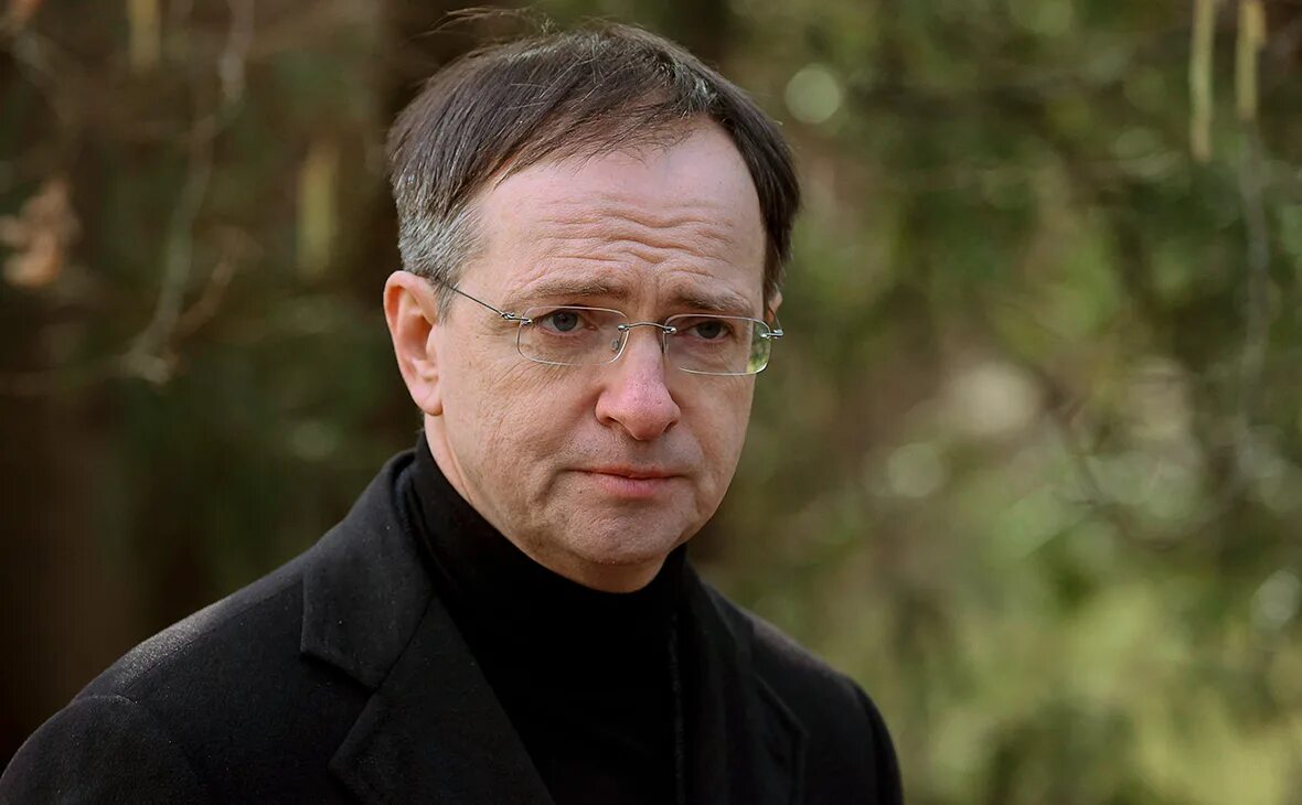 Мединский биография дети. Мединский биография дети. Мединский биография дети. Мединский мединский с семьей. Мединский биография дети.