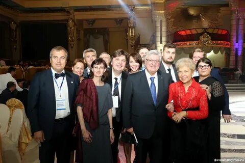 Выпускники мгимо