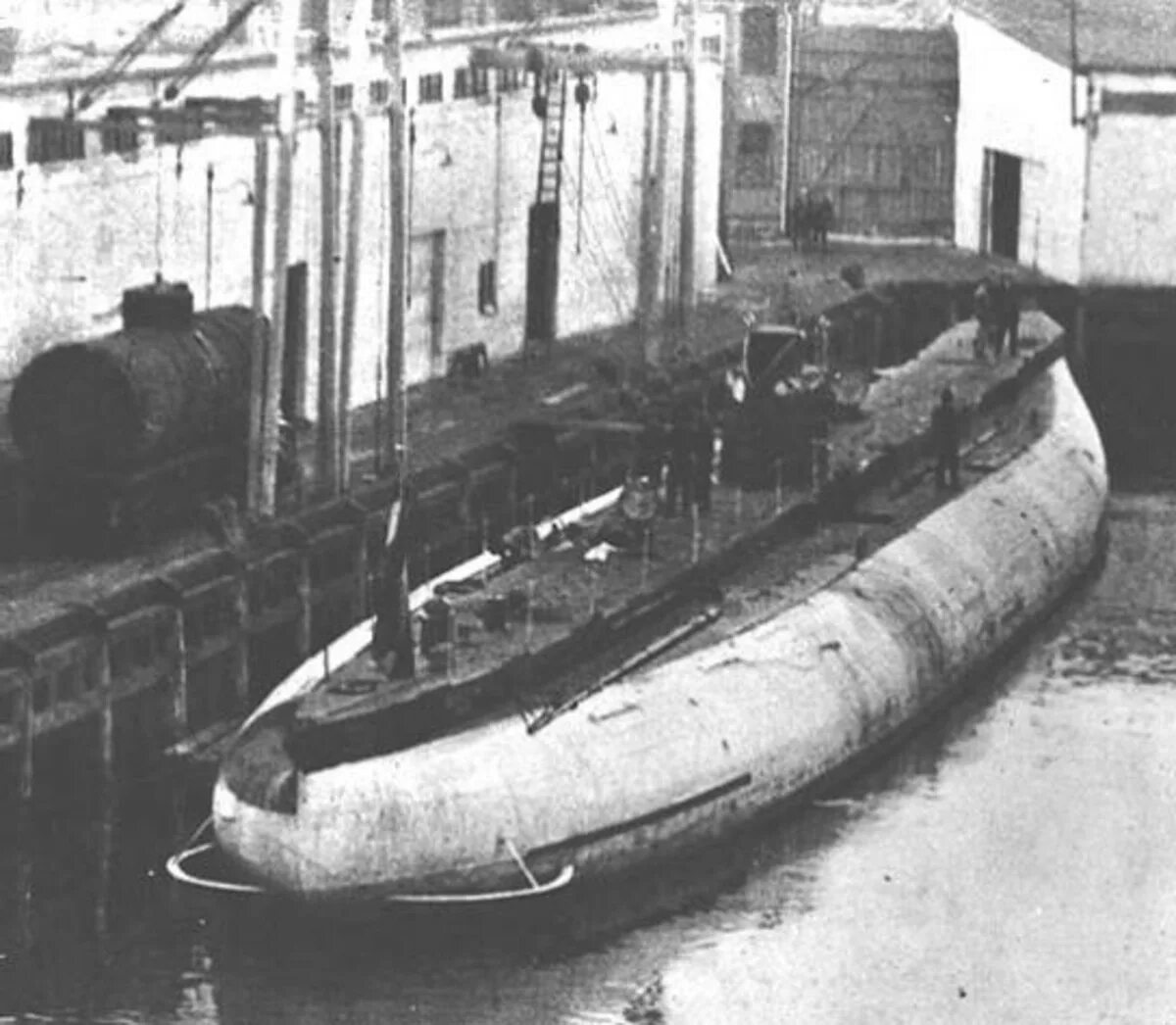 Подводная лодка порт артурец. Подводная лодка «минога» (1909г. Пр. Подводная лодка "наутилус" 19 век. Подводная лодка минога 1908.