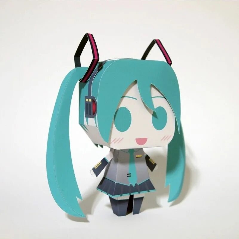 Hatsune miku papercraft