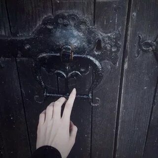 Двери пока
