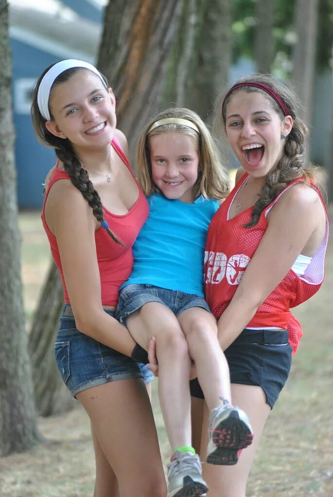 Джорни дэй кэмп. Discovery day camp. Best summer day 5 класс. Summer camp 90s. Девочек camp.