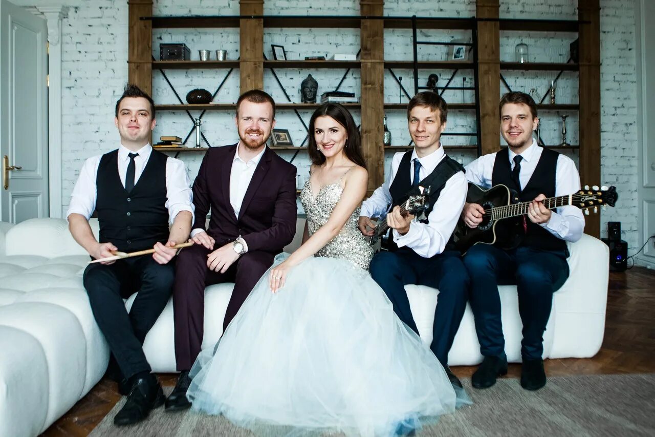 дороти кавер группа. фотосессия музыкальной группы. караоке водолей. караоке водолей волгоград. группа 3 этаж.